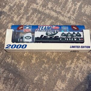 Jets team collectable